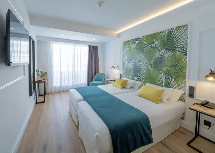 Acapulco Отель Льорет-де-Мар